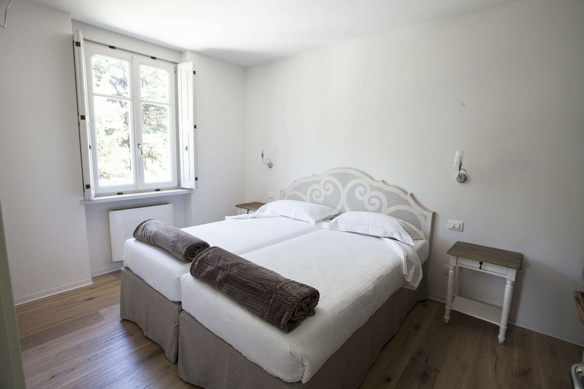 Villa Italia Luxury Suites And Apartments Arco Exteriör bild